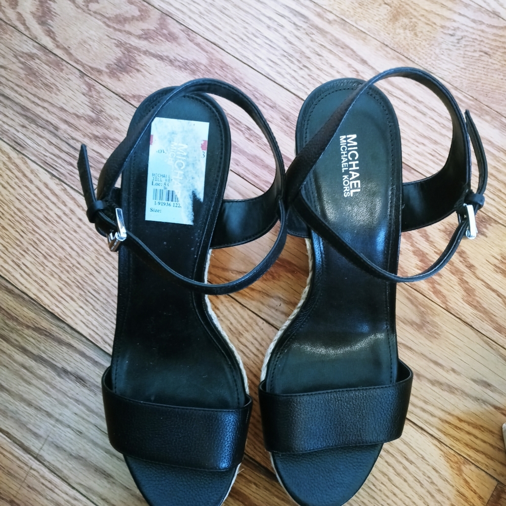 Wedge sandals